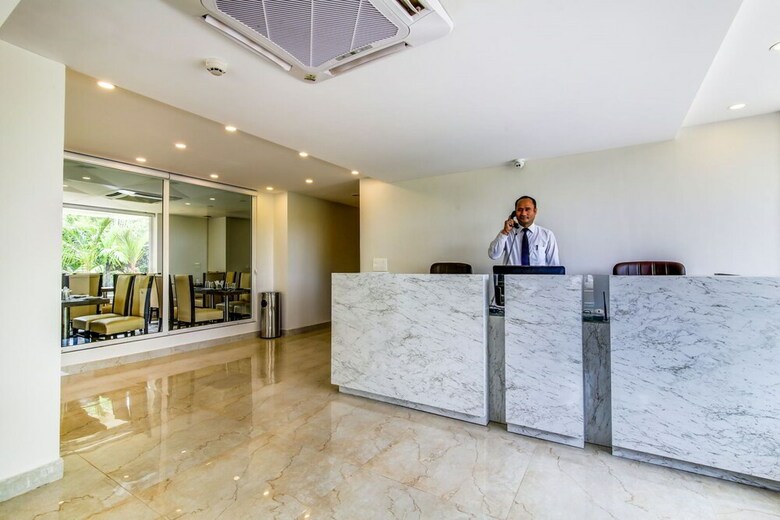Hotel Regent Laguna