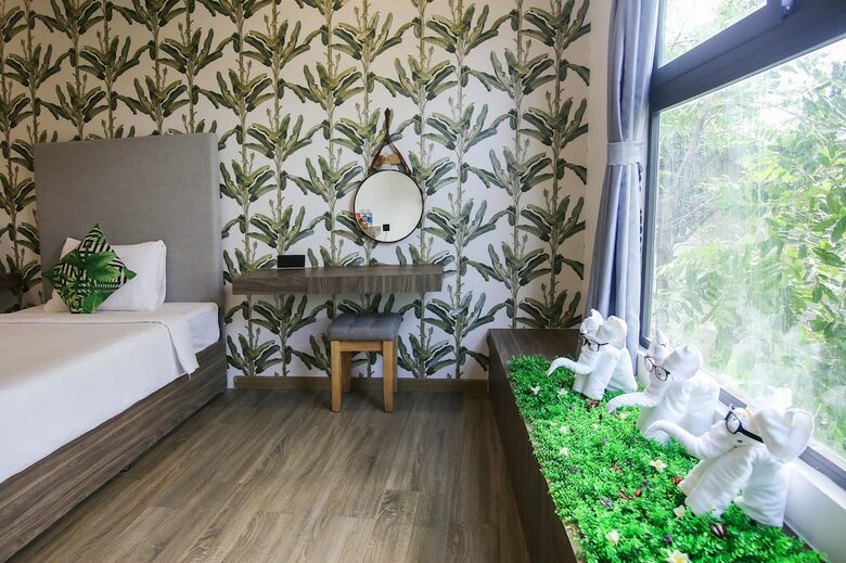 Green Oasis Hotel