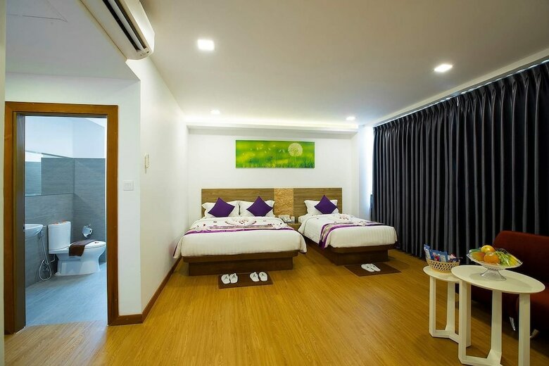 Hotel Platinum Square