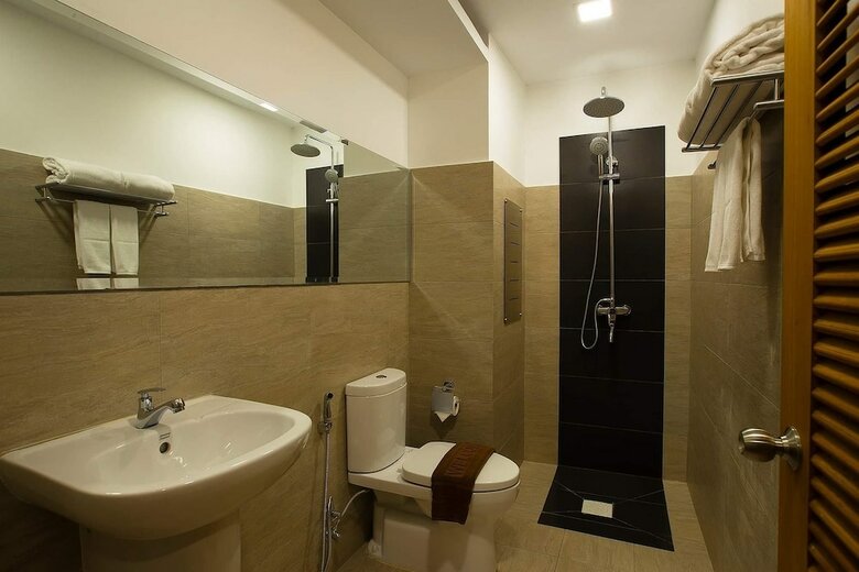 Hotel Platinum Square