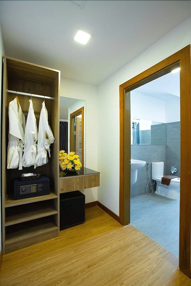 Hotel Platinum Square