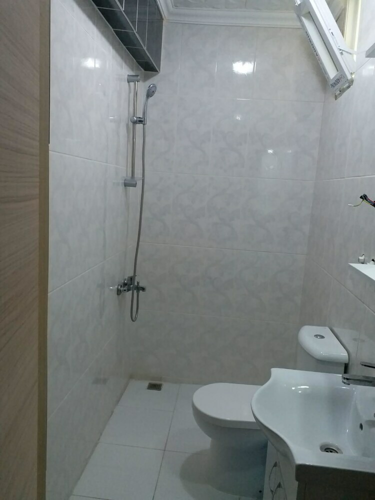 Avsa Roza Apart