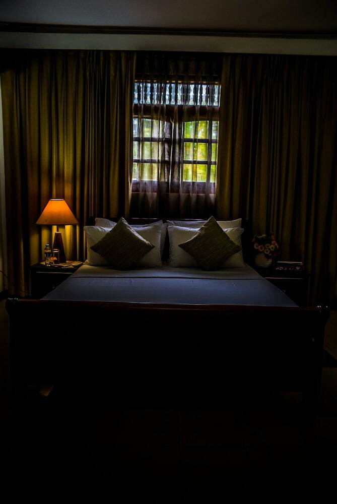 Hotel Blue Bird