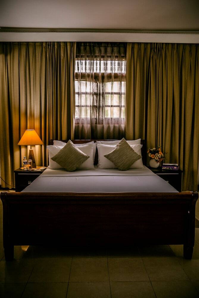 Hotel Blue Bird