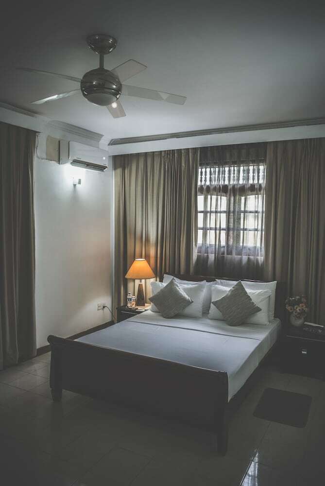 Hotel Blue Bird