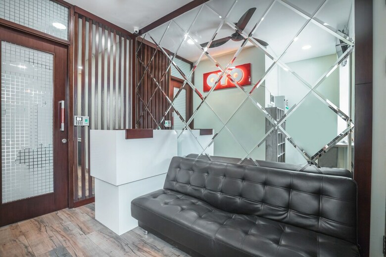 Hotel Oyo 1487 Residence Khoe