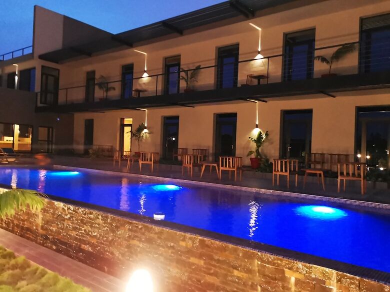 Hotel Au Bord de L'eau
