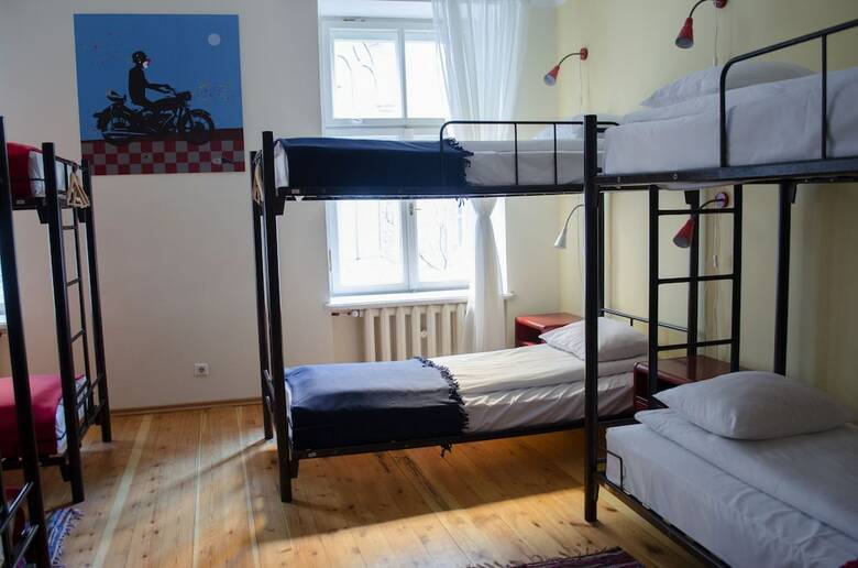 Hostal Red Nose - Hostel