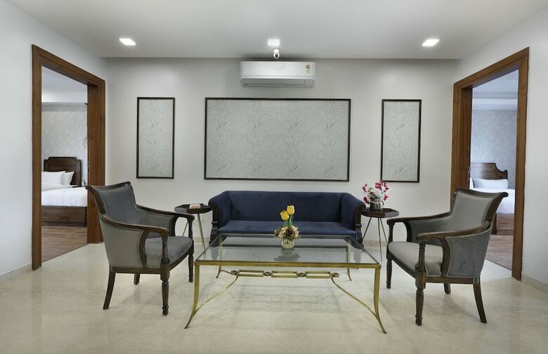 Aparthotel Hydewest India