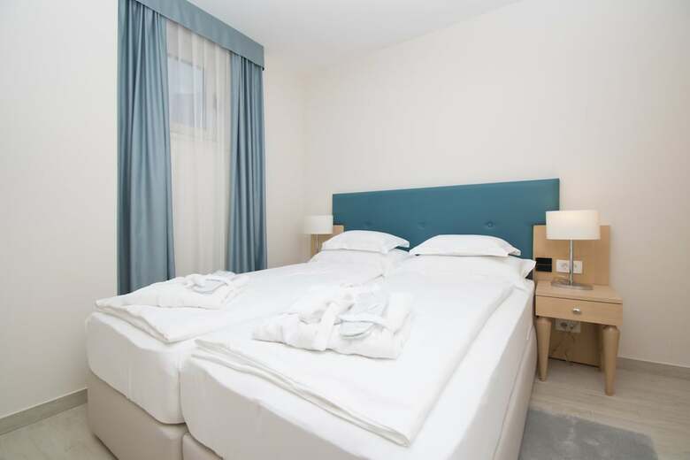 Aparthotel Flora