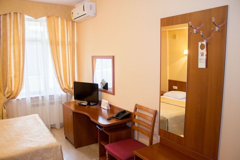 Hotel Grace Nairi