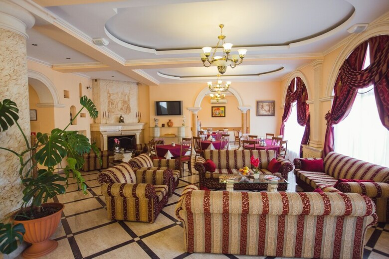 Hotel Grace Nairi