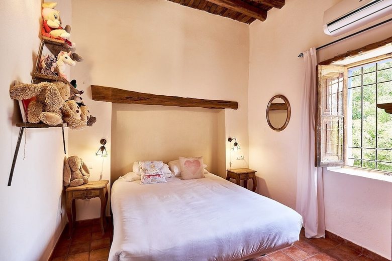 Villa Stunning Finca In North Ibiza