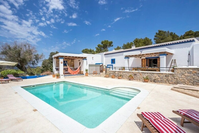 Villa Stunning Finca In North Ibiza