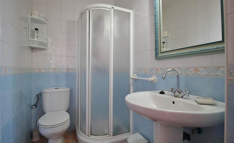 1055 Villa Cerrillo