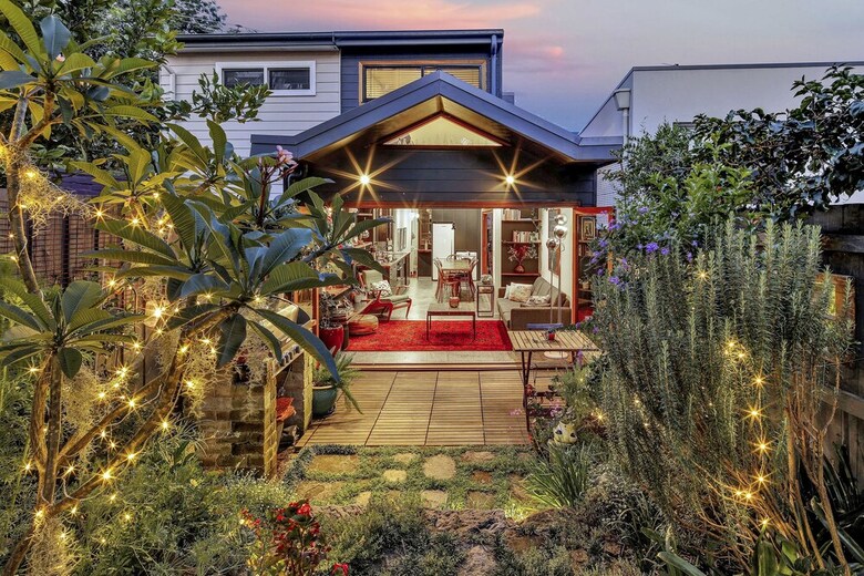 Charming 2 Bedroom Victorian Cottage In Rozelle