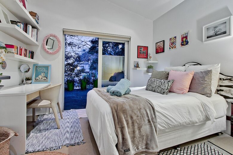Luxury 3 Bed Terrace House Close To Sydney Cbd