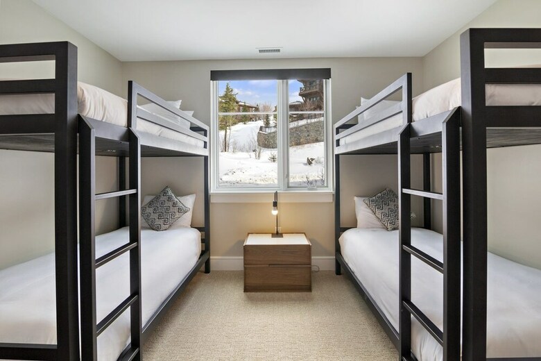 4br Sterling Spruce Peak