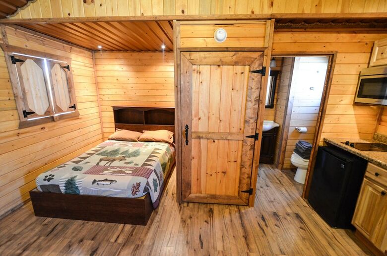 Elite Cabins And Rv Park