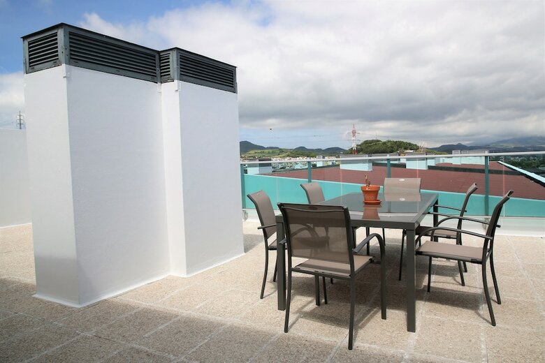 Roof Top Terrace Apartment Pdl