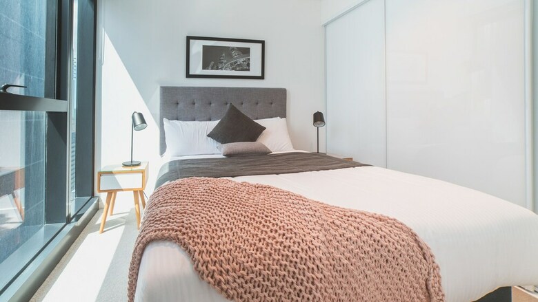 Sky High 2 Bedroom Apartment In Central Brisbane
