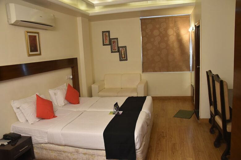 Hotel Corporate Inn
