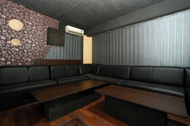 Hostal Oyo 1449 Istana Permata Dinoyo