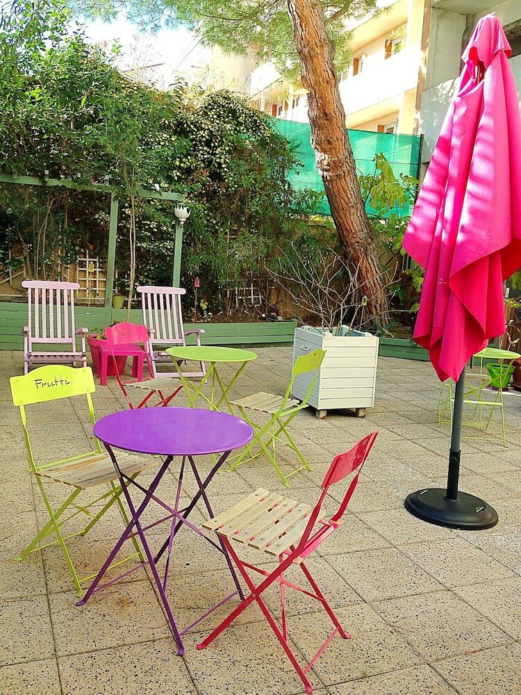 Garden Hotel