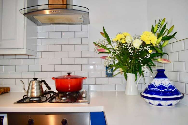 Chic And Contemporary Victorian Family Home
