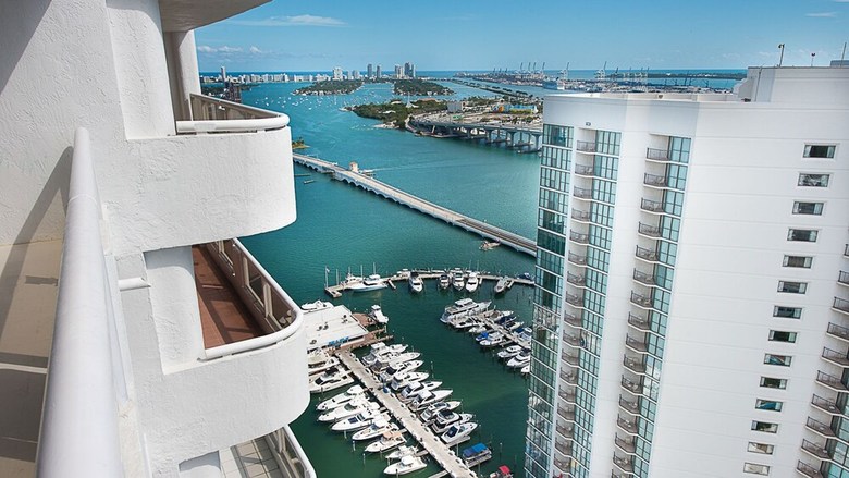 Apartamentos Exquisite Balcony Views