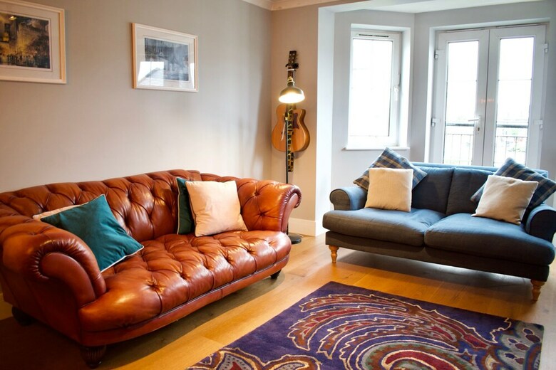 Apartamentos Large 2 Bedroom Flat In Leith With Free Parking