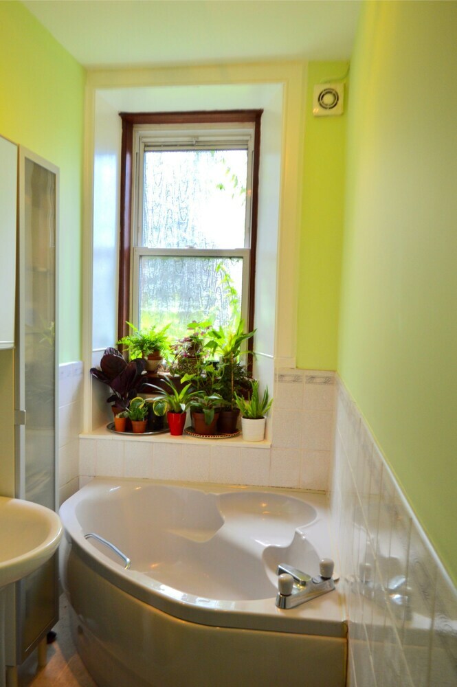 Apartamentos Lovely Ground Floor Flat With Private Patio