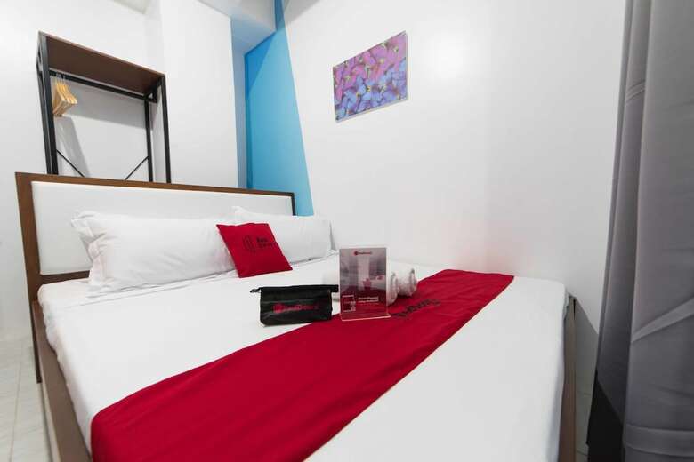 Hotel Reddoorz @ Padre Gomez Davao