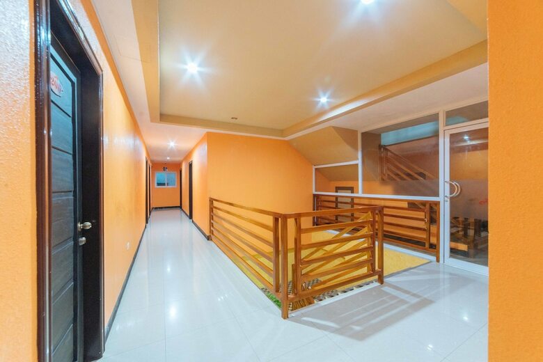 Hotel Reddoorz Plus Near Sm Ecoland Davao