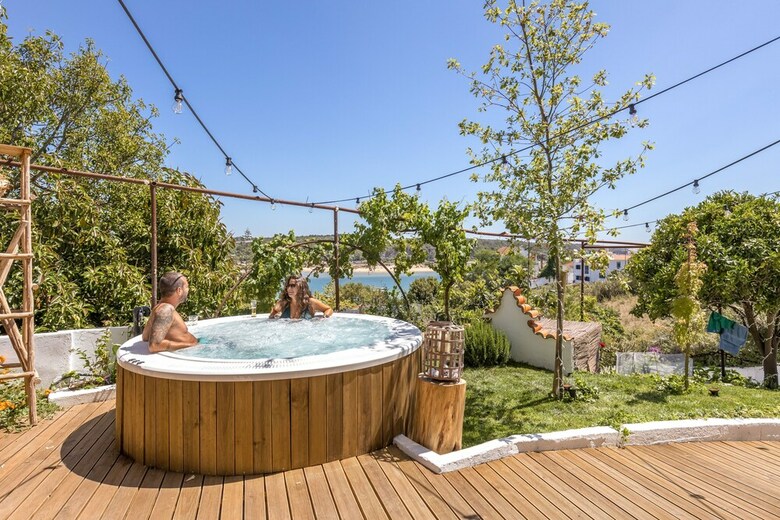 Hostal Selina Shared Milfontes