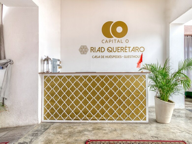 Hotel Capital O Riad