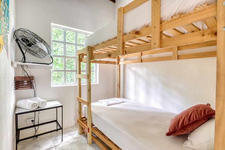 Hostal Selina Shared Manuel Antonio