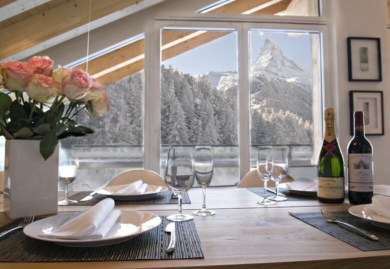 Chalet Altesse Serviced Apartments