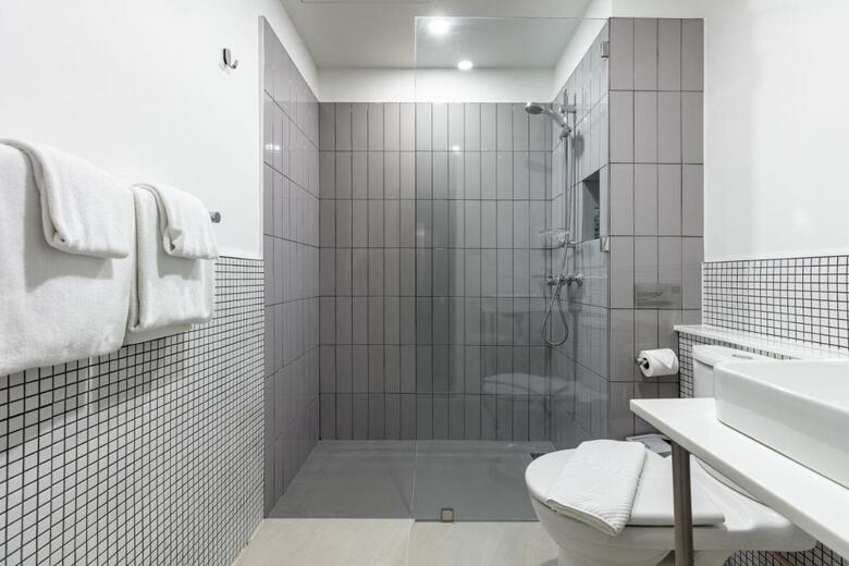Reno Hotel Bangkok