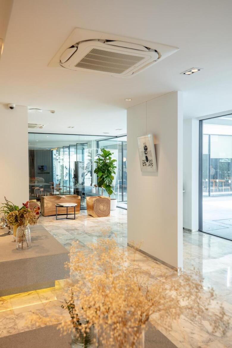 Reno Hotel Bangkok