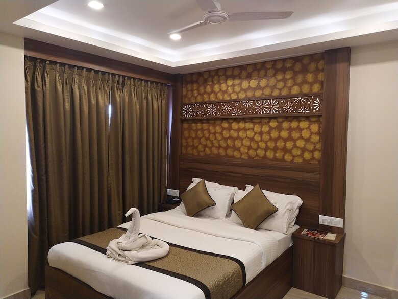 Hotel  White  Boutique
