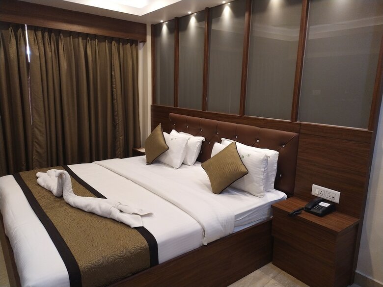 Hotel  White  Boutique