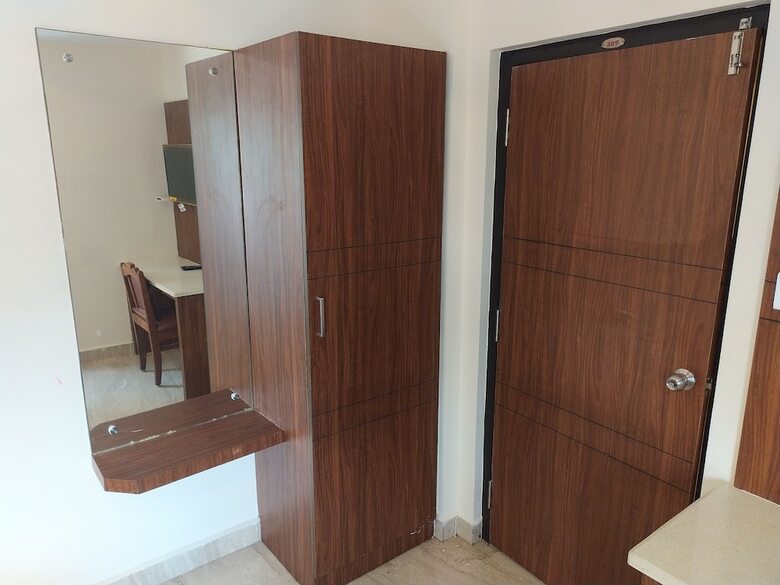 Hotel  White  Boutique