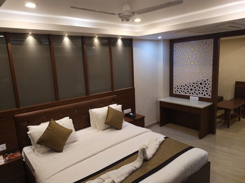 Hotel  White  Boutique