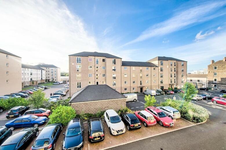 Apartamentos Bright 2br Flat With Good Links To City Centre