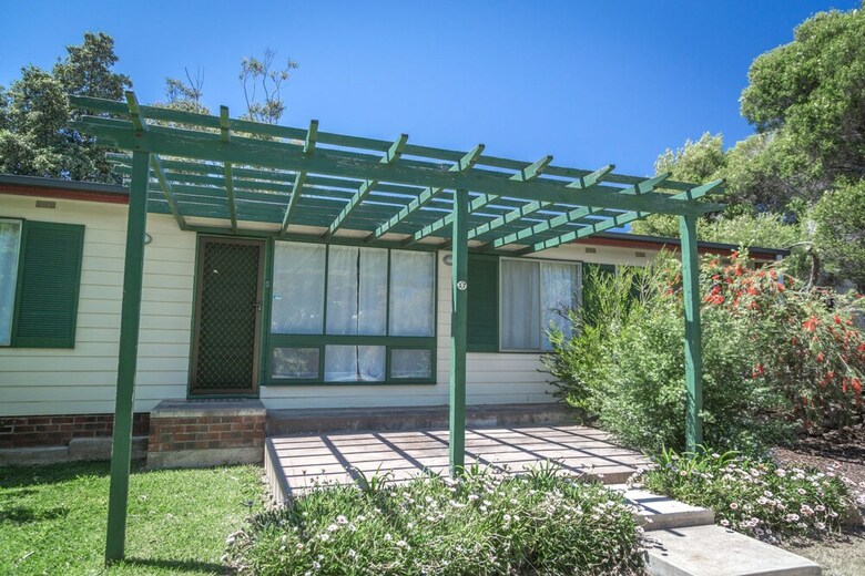 17 Broadbeach Drive