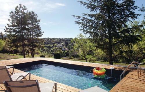 Holiday Home Rue Maurice Ronet L-877