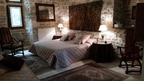 Hostal La Maison Bak�a