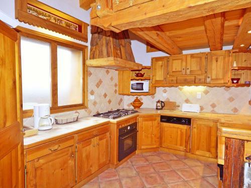 Holiday Home Le Haut Champagny En Vanoise