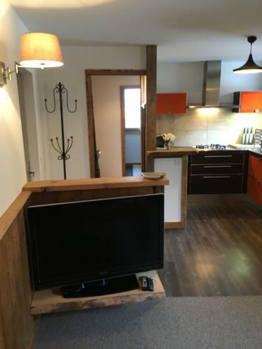 Bed & Breakfast Chambre D'h�te La Tour Du Merle